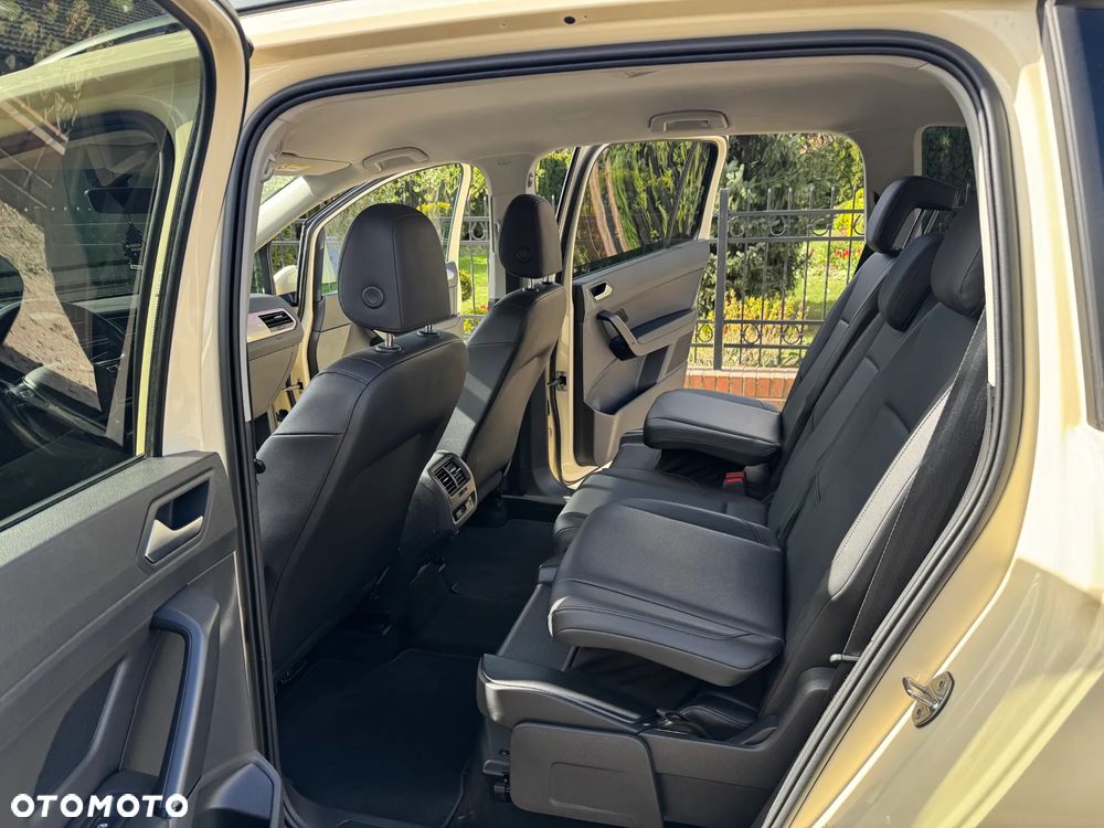 Volkswagen Touran 2.0 TDI SCR DSG Comfortline - 11