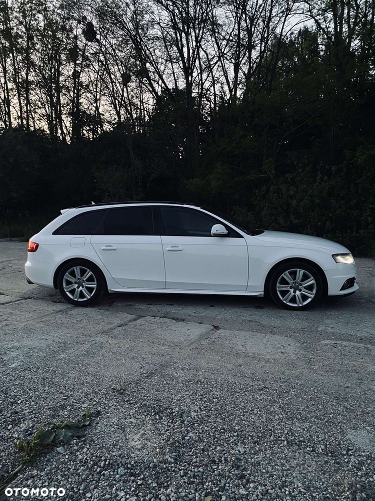 Audi A4 Avant - 4