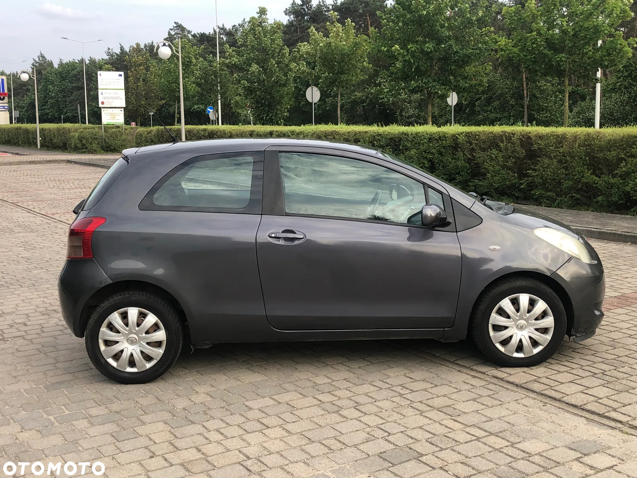 Toyota Yaris - 11