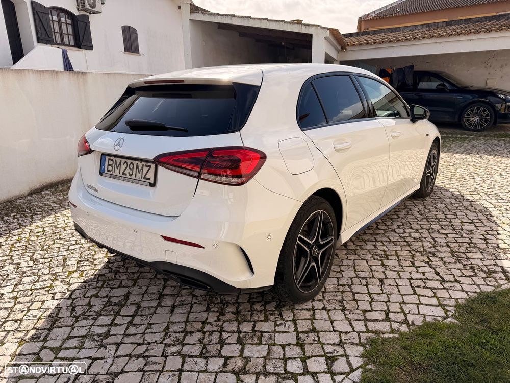 Mercedes-Benz A 250 e 8G-DCT AMG Line - 7