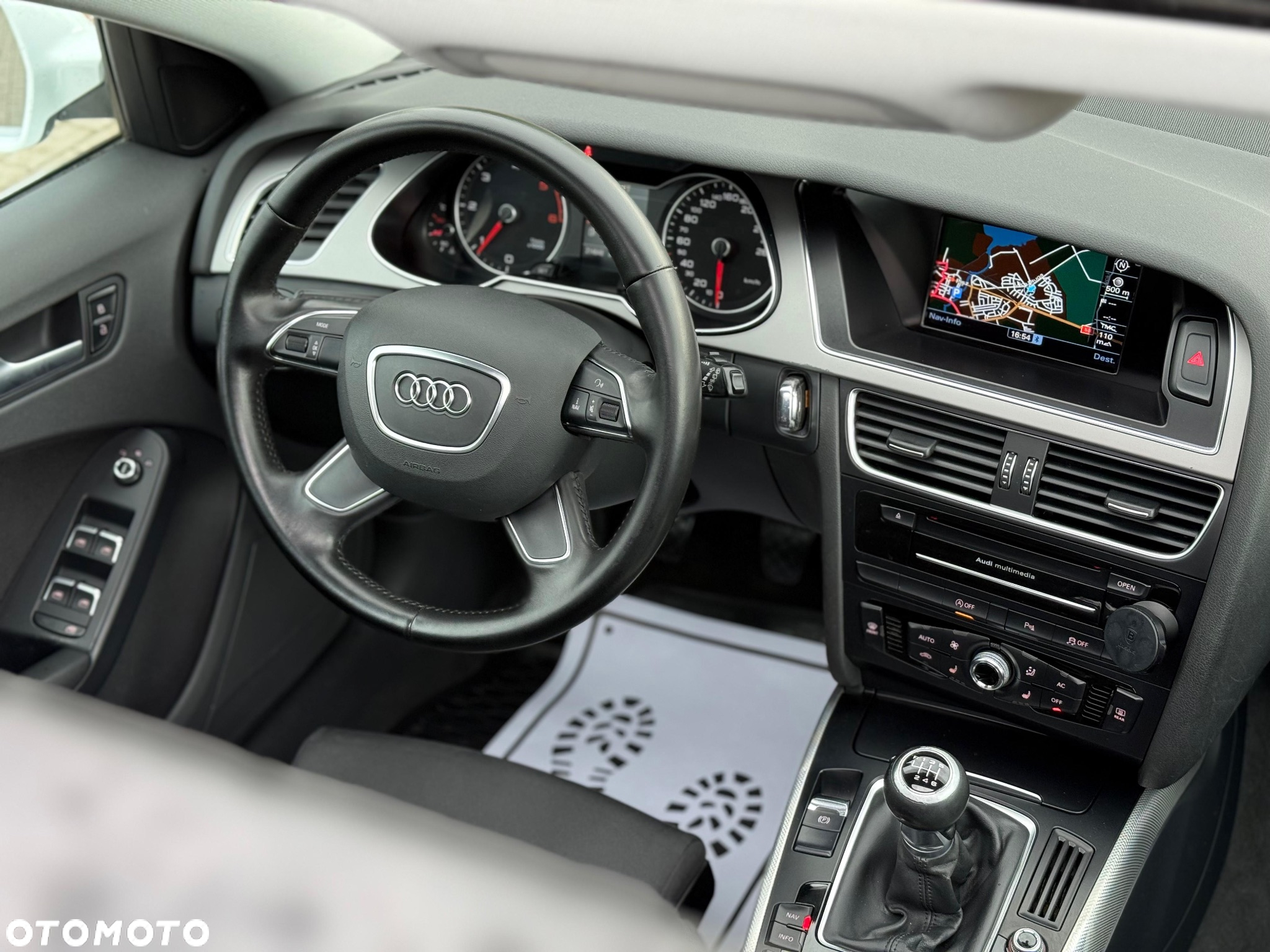 Audi A4 Avant 2.0 TDI DPF quattro S line Sportpaket - 9