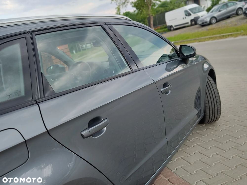 Audi A3 Sportback - 6