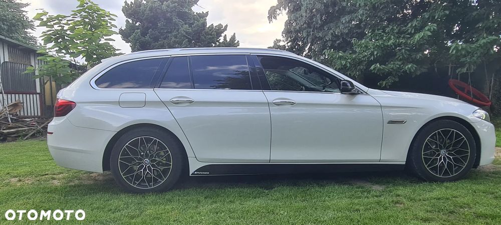 BMW Seria 5 520d Luxury Line - 7