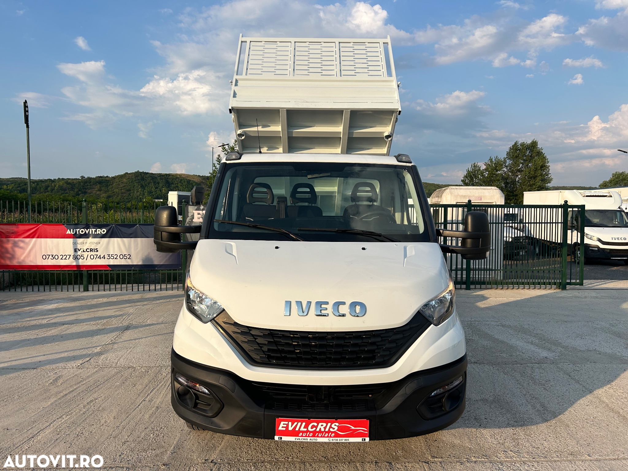 Iveco Daily 3.0 D BASCULABIL AXA DUBLA SPATE - 5