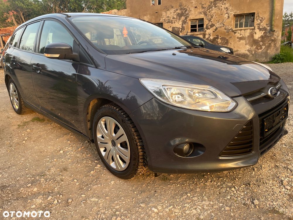 Ford Focus 1.6 TDCi DPF Champions Edition - 12