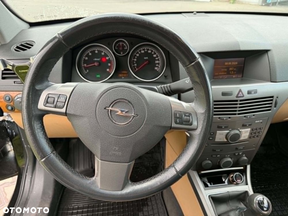 Opel Astra 1.6 Cosmo - 7