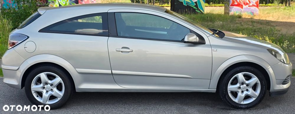 Opel Astra 1.6 Catch me - 3