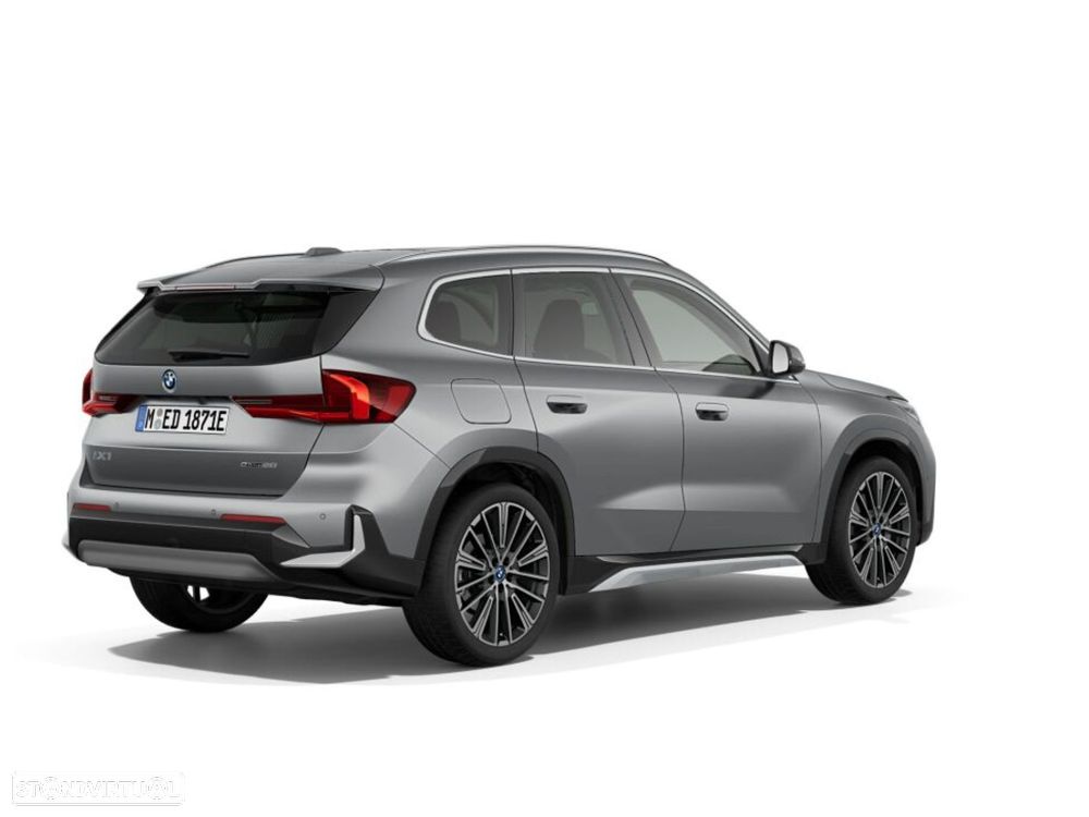 BMW iX1 eDrive20 xLine - 2