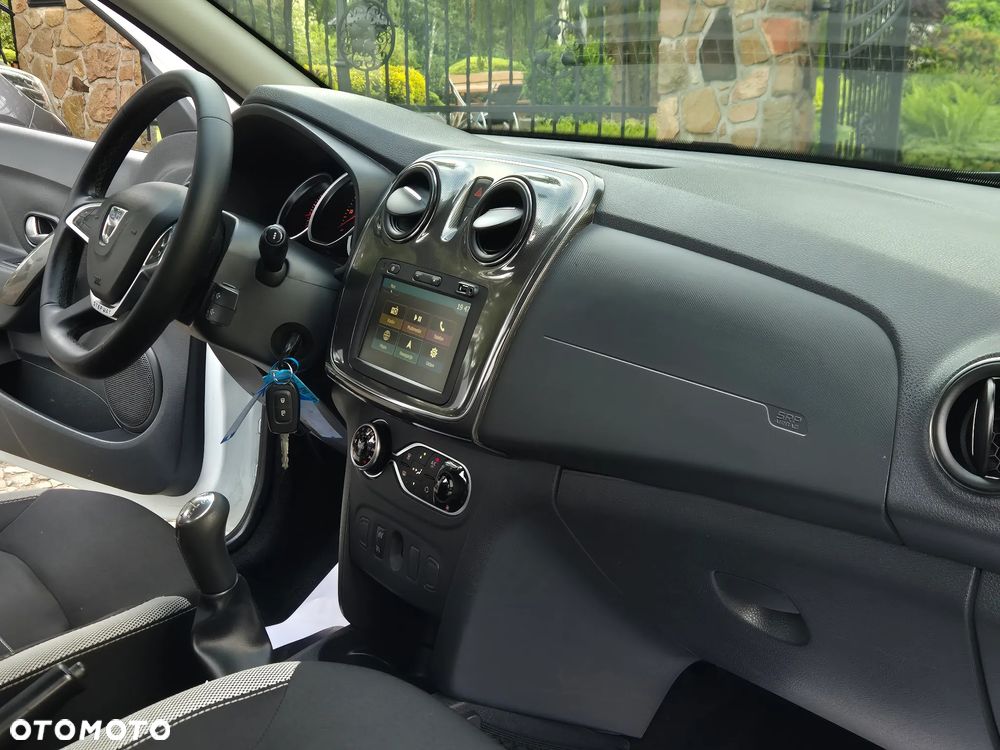 Dacia Sandero Stepway TCe 90 (S&S) Celebration - 24