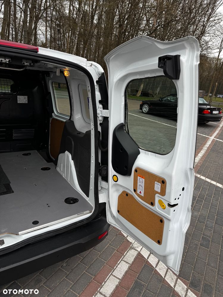 Ford Transit Connect - 9