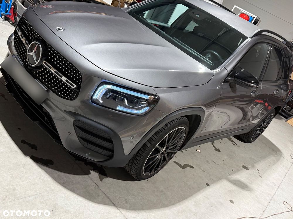 Mercedes-Benz GLB 220 d 4-Matic AMG Line 8G-DCT - 24