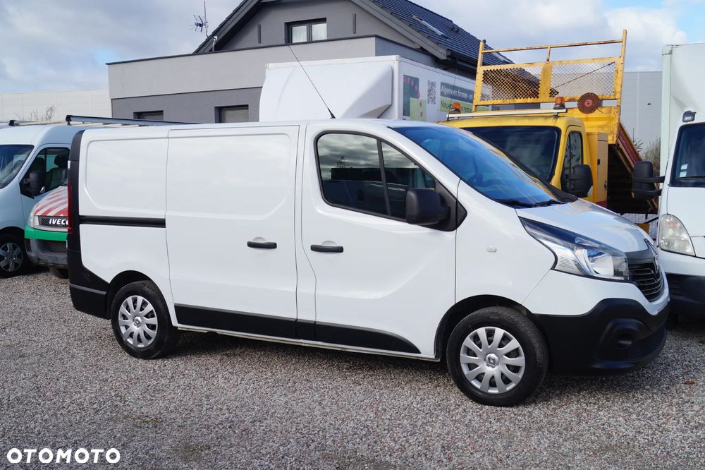 Renault Trafic - 10