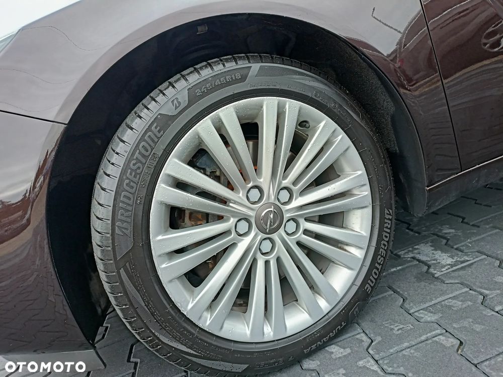 Opel Insignia 2.0 T Edition 4x4 - 13