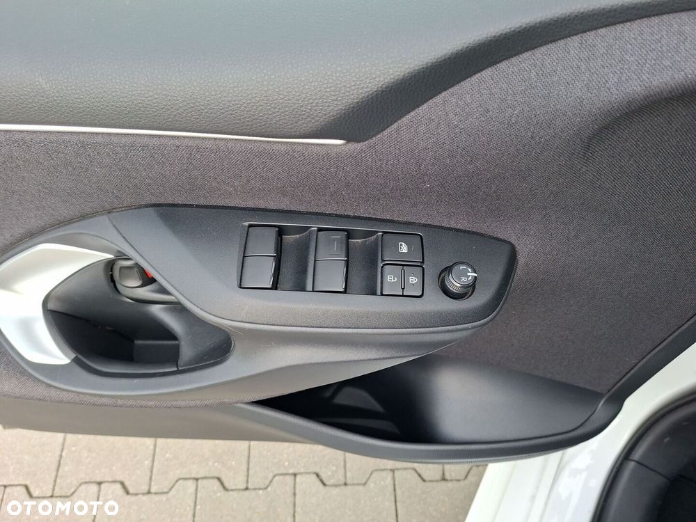 Toyota Yaris - 21