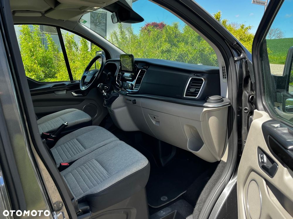 Ford Tourneo Custom 2.0 EcoBlue L2 Titanium - 10