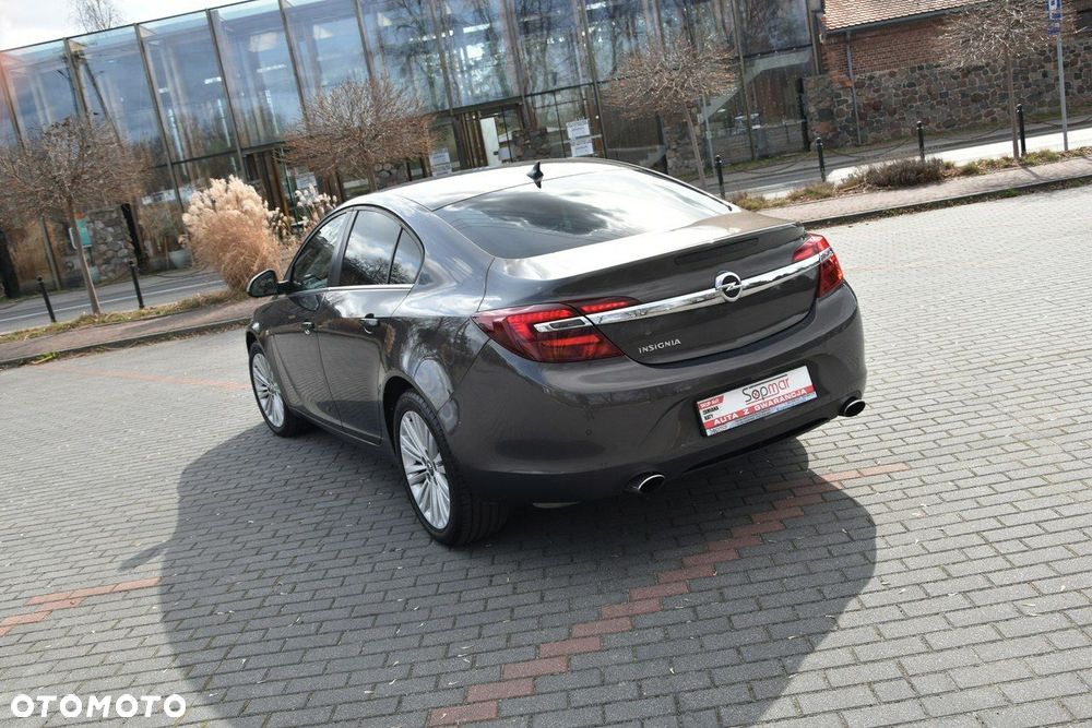Opel Insignia 2.0 T Active 4x4 S&S - 19