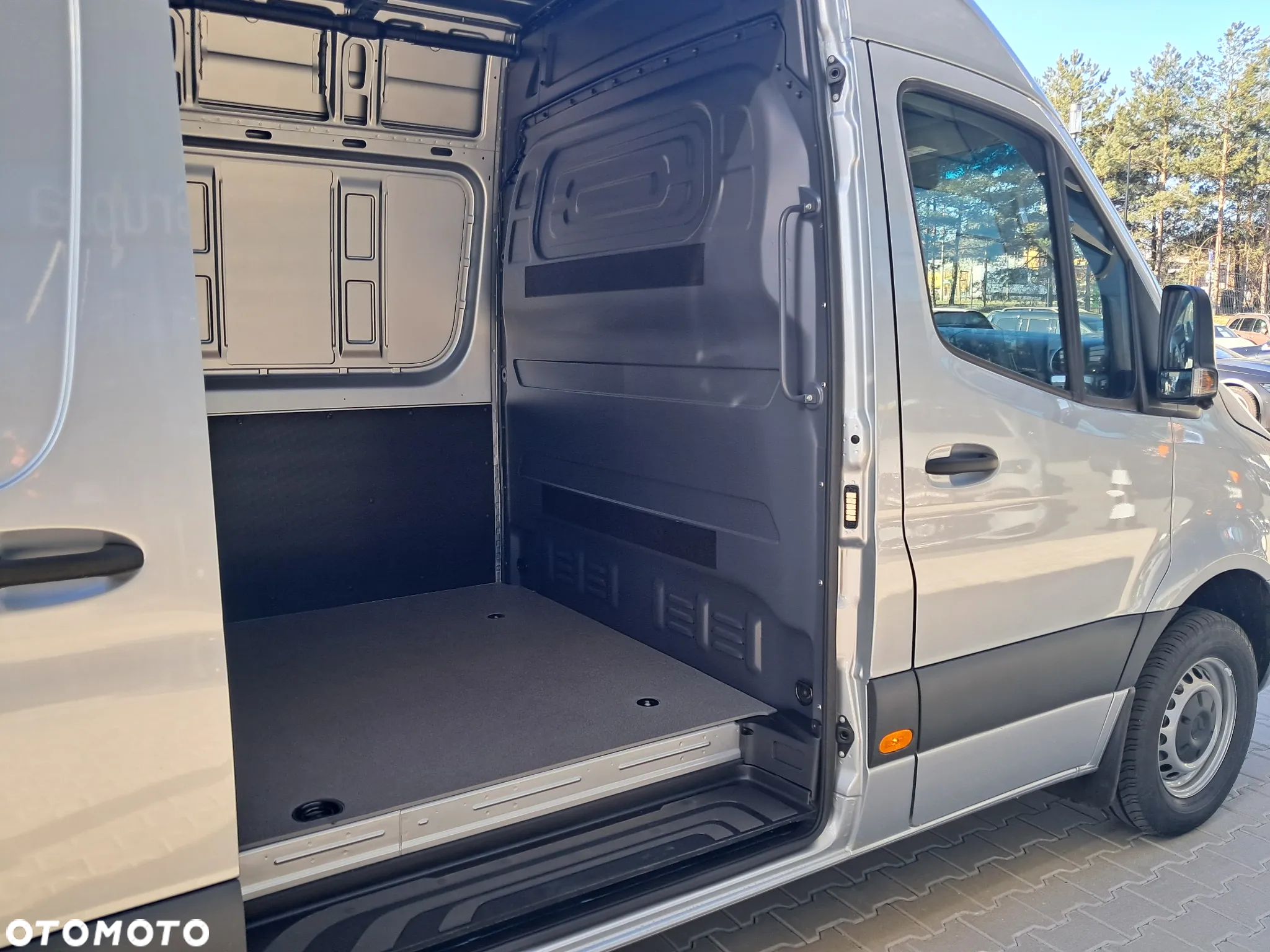 Mercedes-Benz SPRINTER FURGON 319 CDI EKSTRA DŁUGI - 24