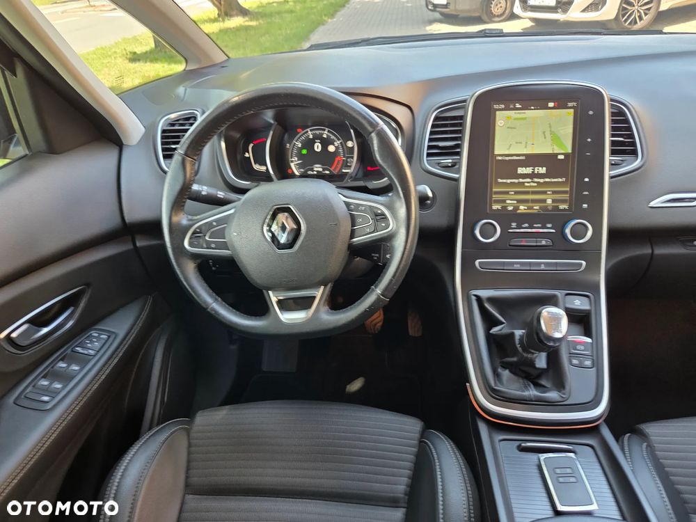 Renault Scenic ENERGY TCe 130 INTENS - 10