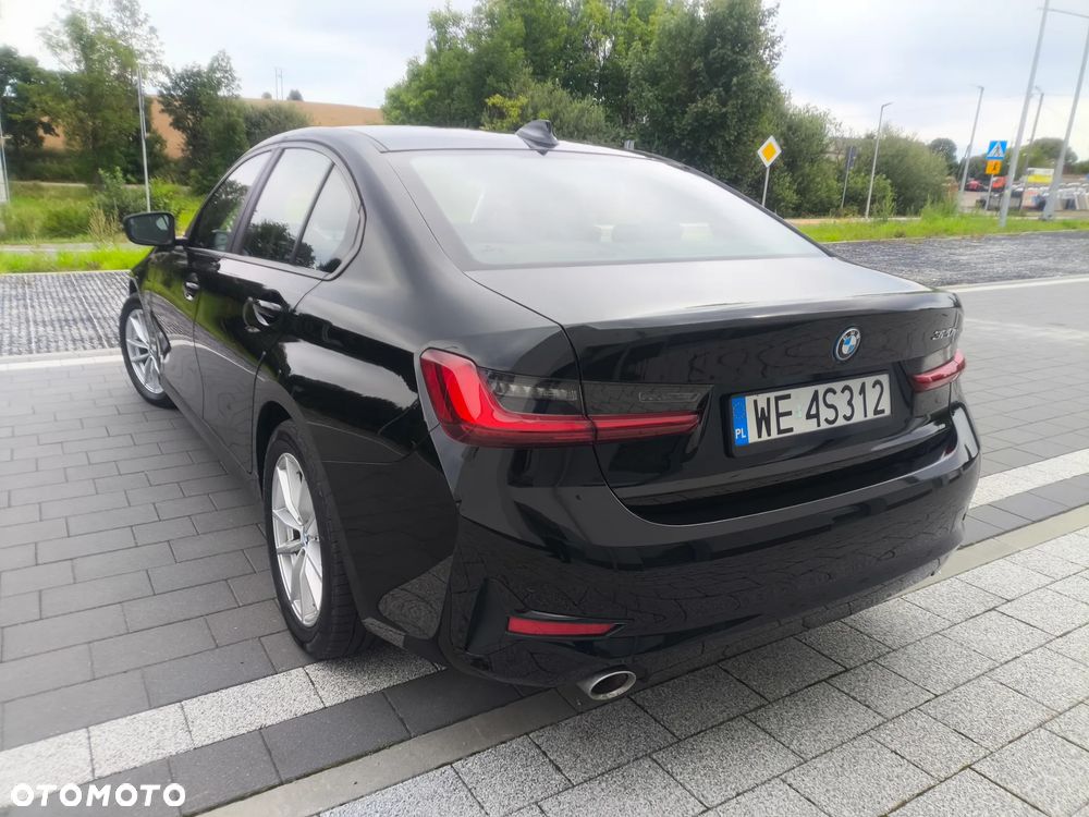 BMW Seria 3 320e - 7