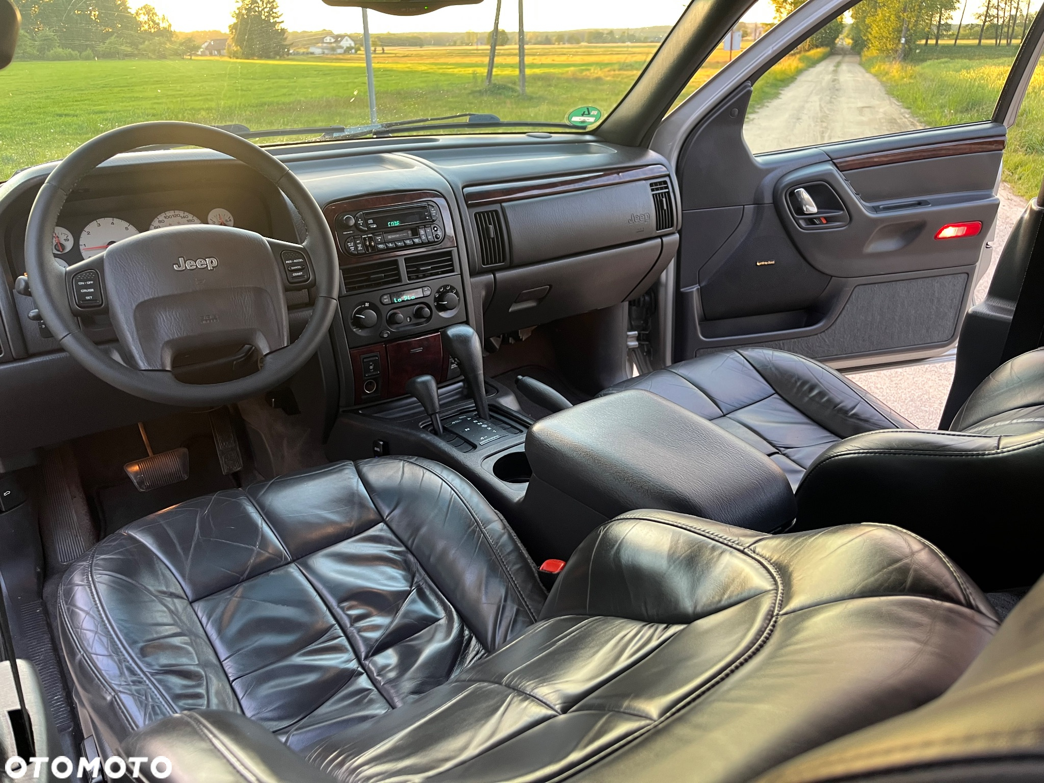 Jeep Grand Cherokee 4.7 Limited - 17