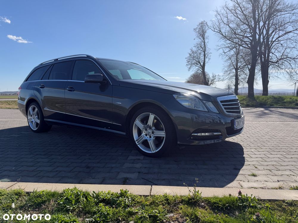 Mercedes-Benz Klasa E 300 CDI BlueEff Avantgarde - 7