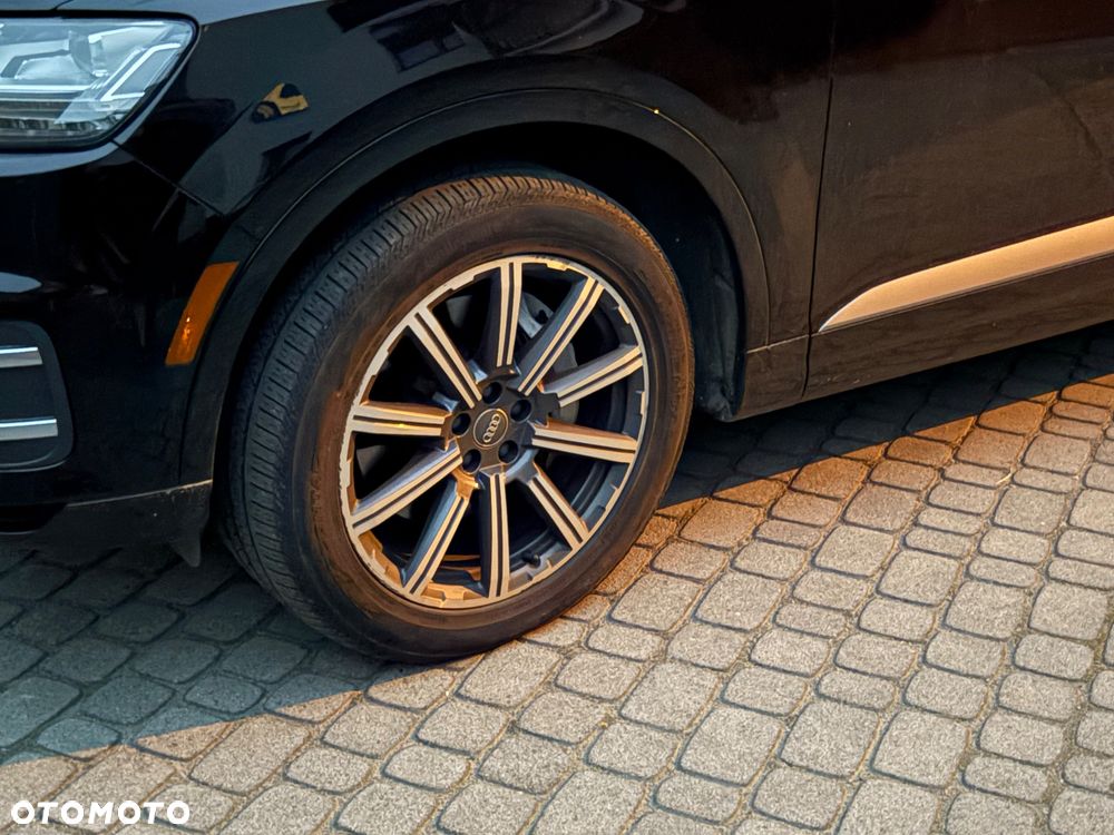 Audi Q7 3.0 TFSI Quattro Tiptr - 8