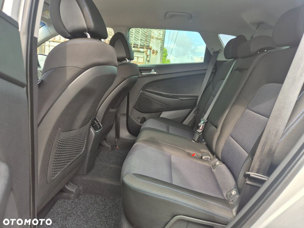 Hyundai Tucson blue 1.7 CRDi 2WD DCT Premium - 22
