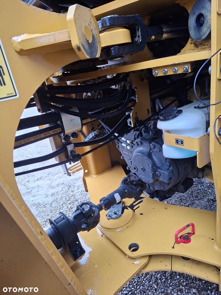 Caterpillar CAT 918 M - 22