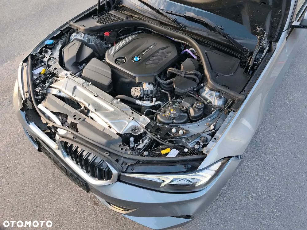 BMW Seria 3 318d Advantage - 38