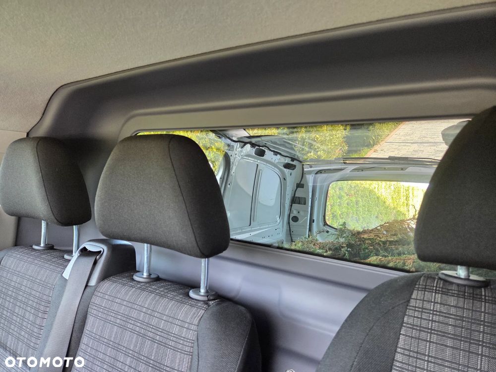 Mercedes-Benz Vito - 17