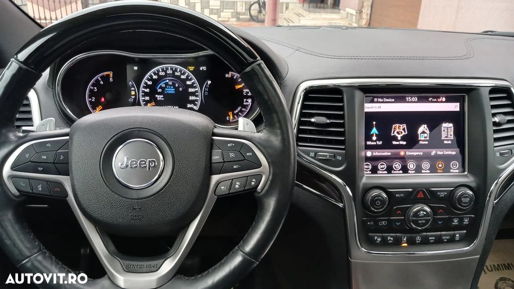 Jeep Grand Cherokee - 14