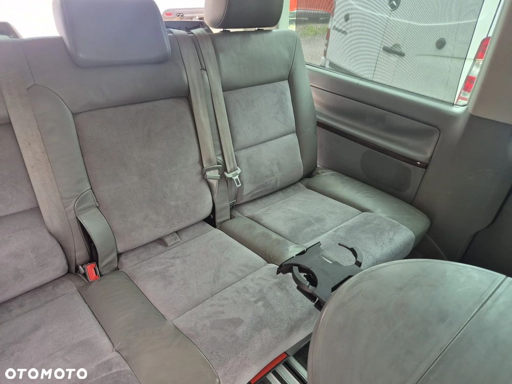 Volkswagen Multivan L1 Highline - 23
