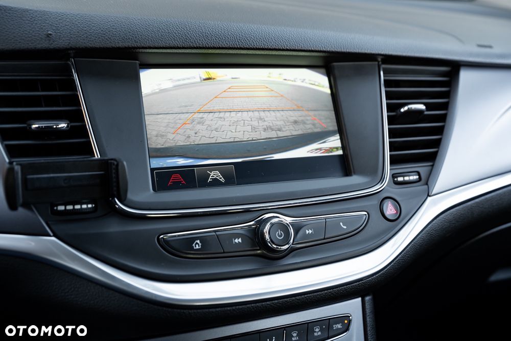 Opel Astra 1.4 Turbo Start/Stop Dynamic - 28