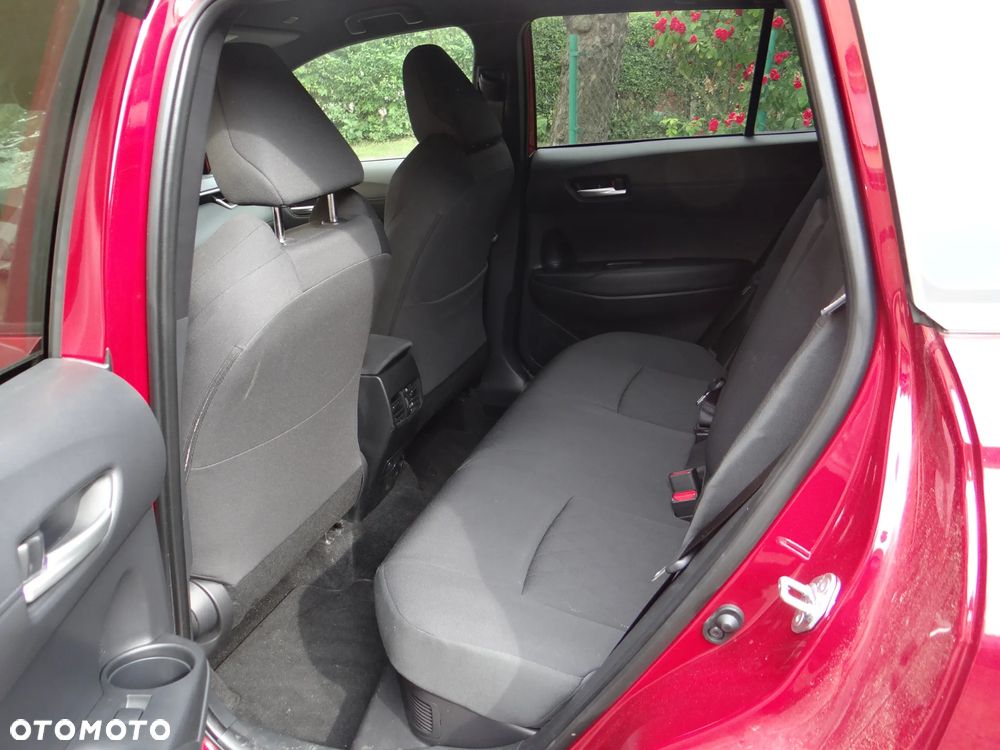 Toyota Corolla Cross - 12