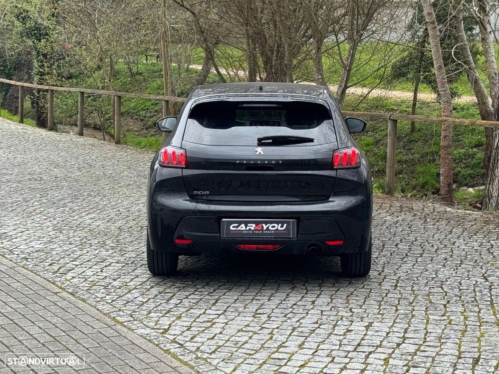 Peugeot 208 1.2 PureTech Allure EAT8 - 7