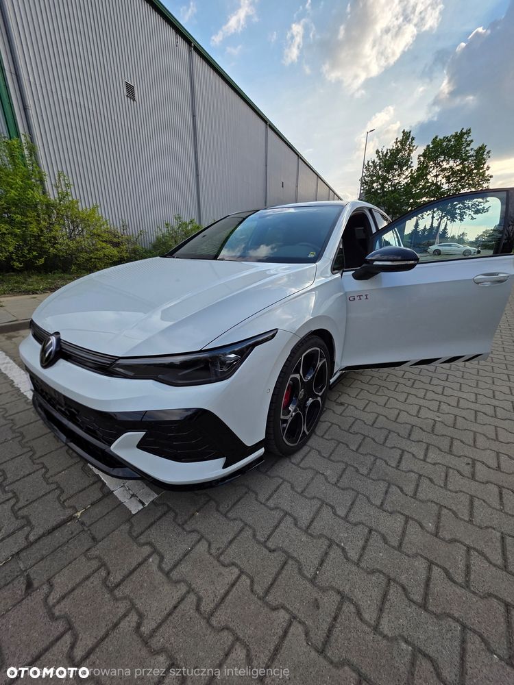 Volkswagen Golf ver-2-0-tsi-gti-clubsport-dsg - 1
