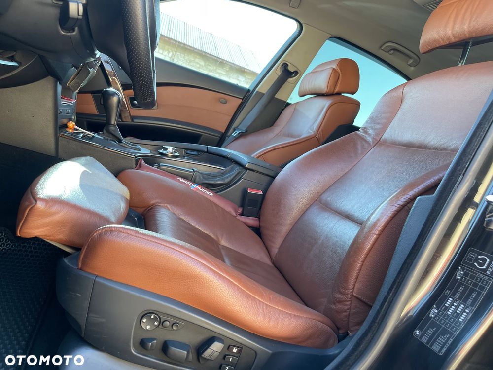 BMW Seria 5 530d - 35