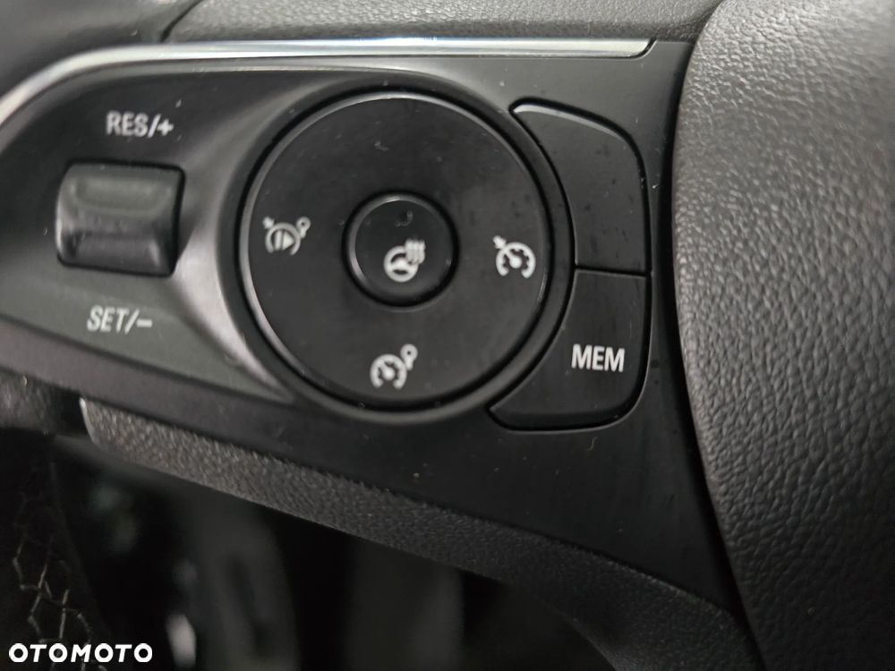 Opel Grandland X 1.6 D Start/Stop Business INNOVATION - 25