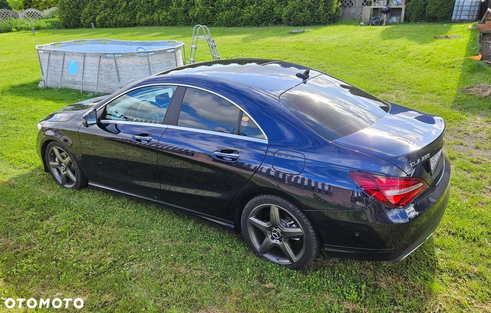 Mercedes-Benz CLA 250 7G-DCT AMG Line - 6