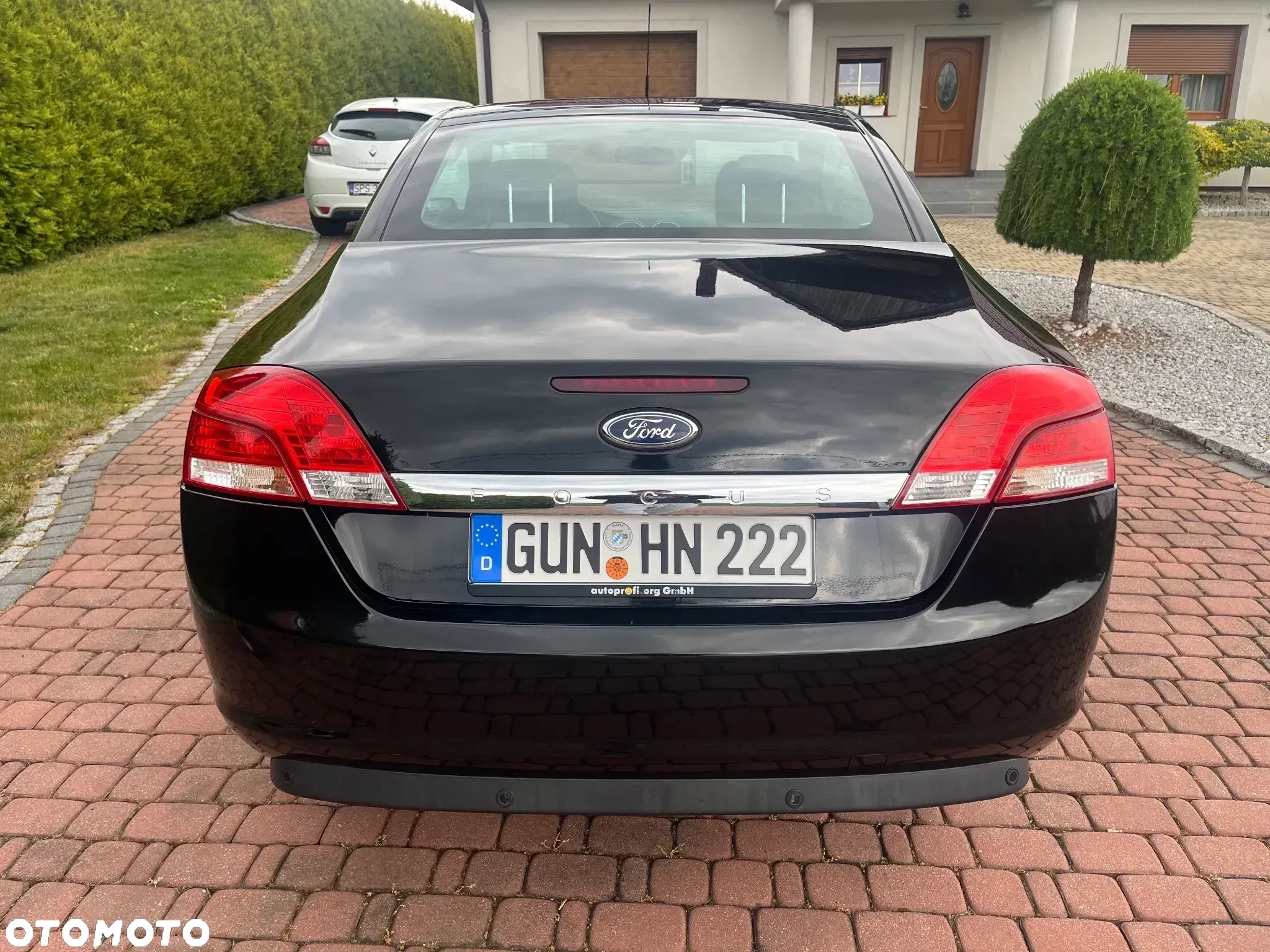 Ford Focus Coupe-Cabriolet 2.0 16V Black Magic - 13