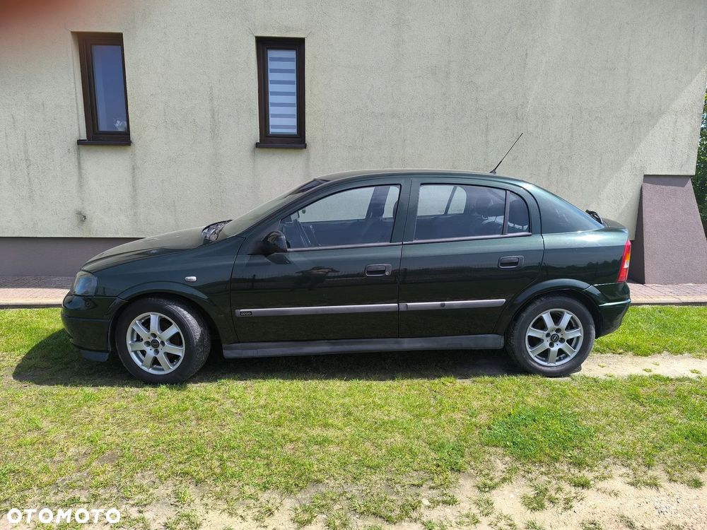 Opel Astra - 24