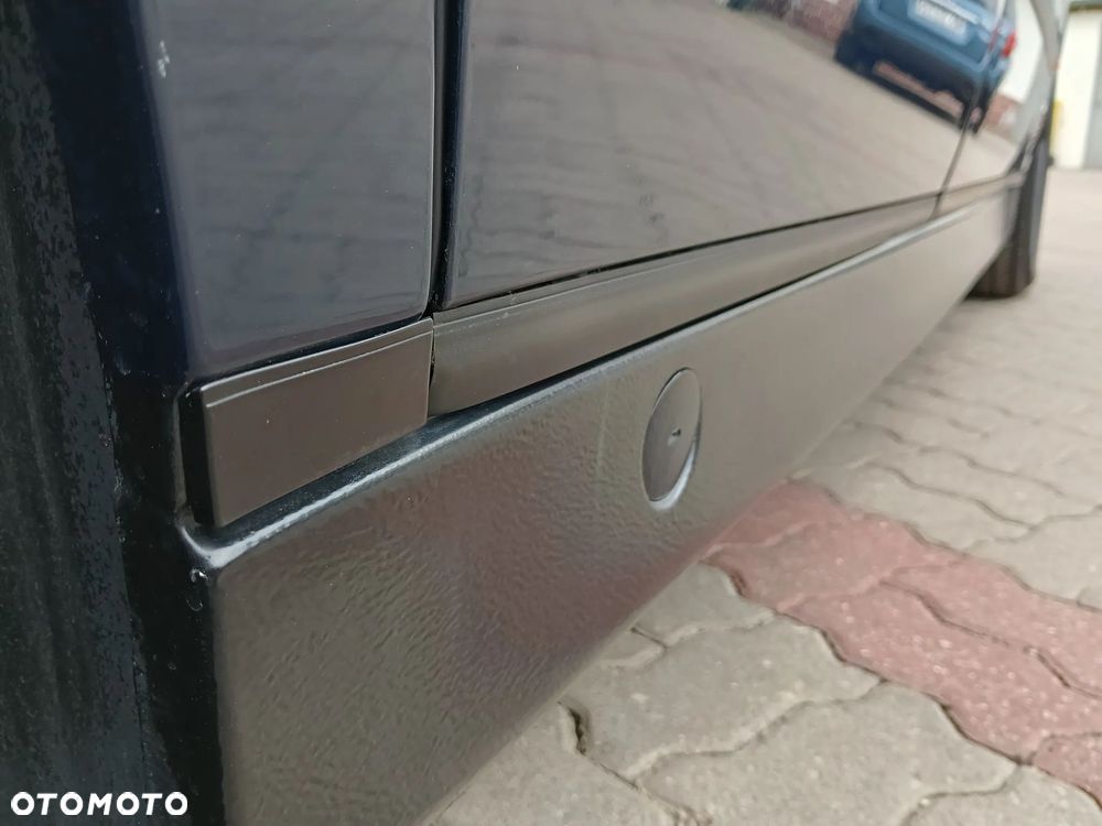BMW Seria 7 - 22