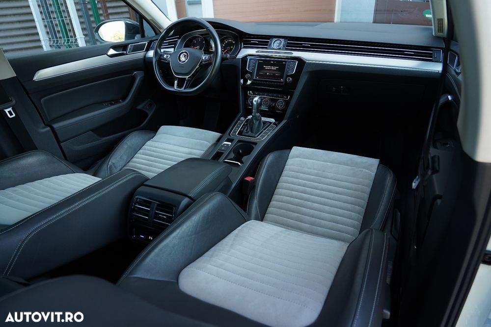 Volkswagen Passat 2.0 TDI SCR 4Motion DSG Highline - 9