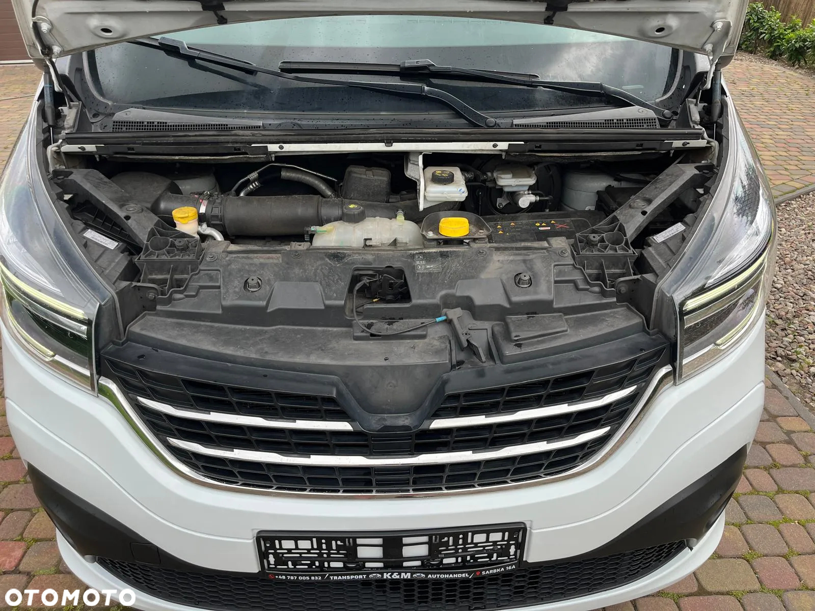 Renault Trafic - 16