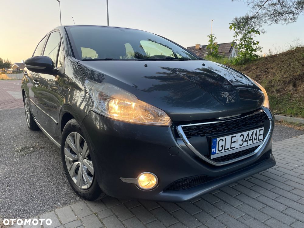 Peugeot 208 e-HDi 92 Stop&Start Style - 13