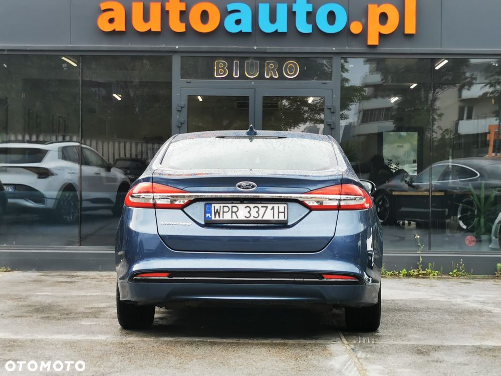 Ford Mondeo 2.0 Hybrid Titanium - 33