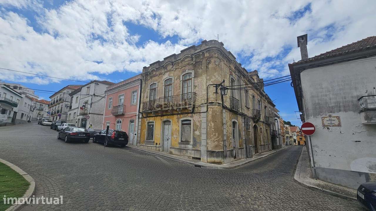 Prédio para Reabilitação no Centro Histórico de Palmela - View 4