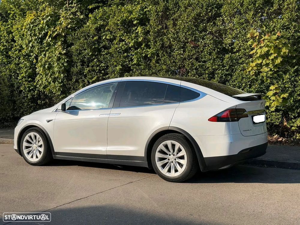 Tesla Model X 100D - 2