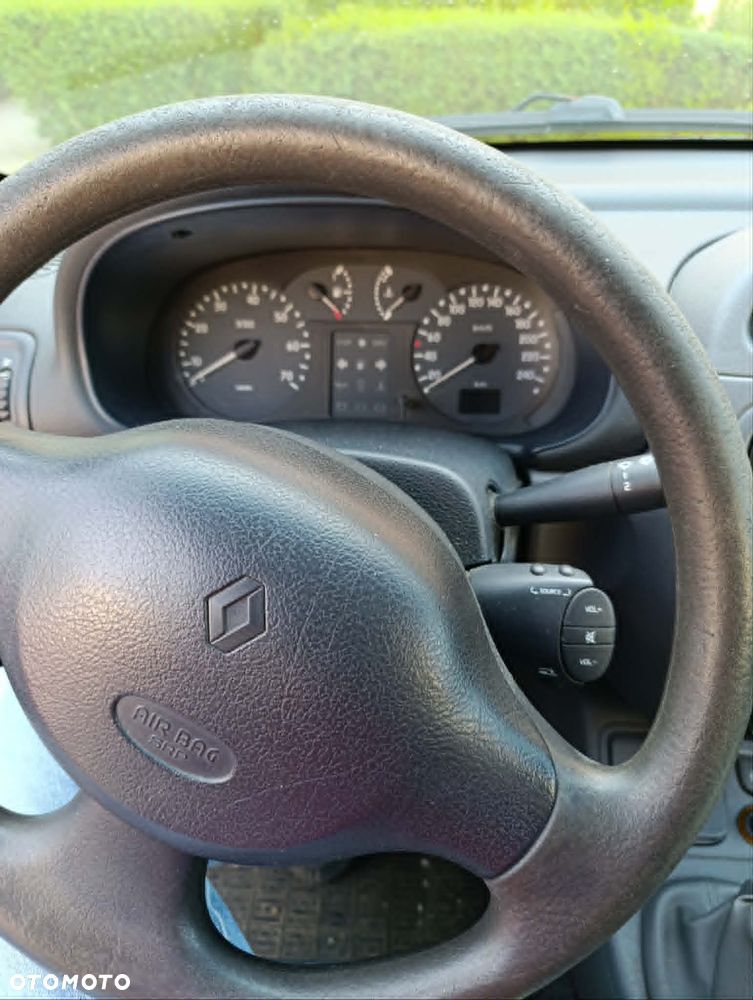 Renault Clio 1.2 Free - 4