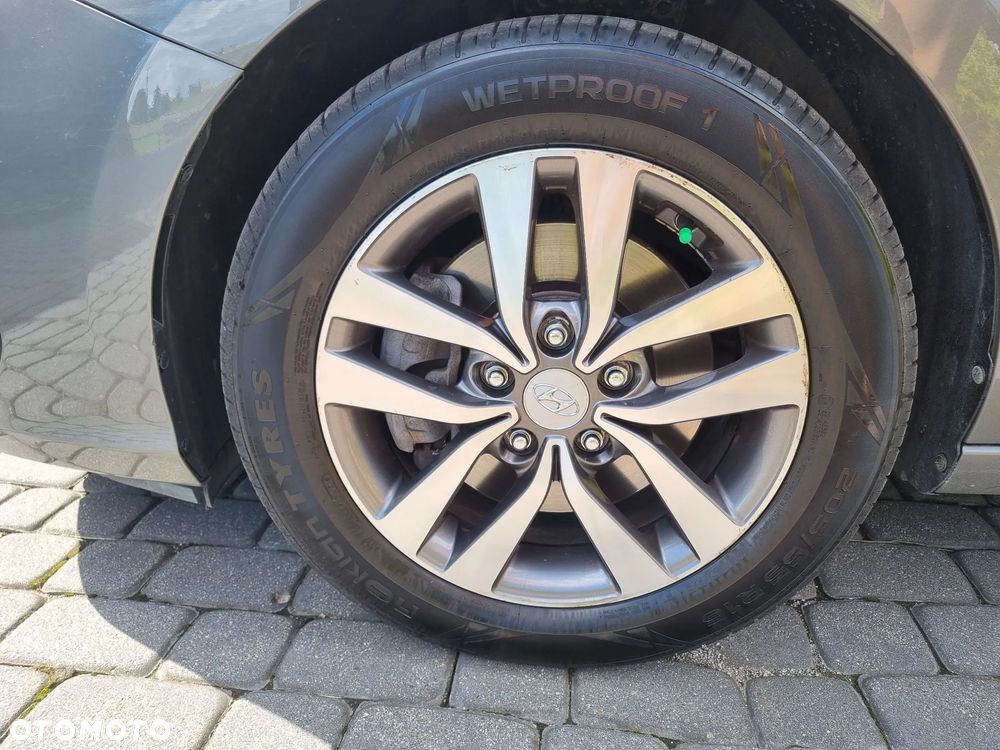 Hyundai i30 1.4 Classic + - 18